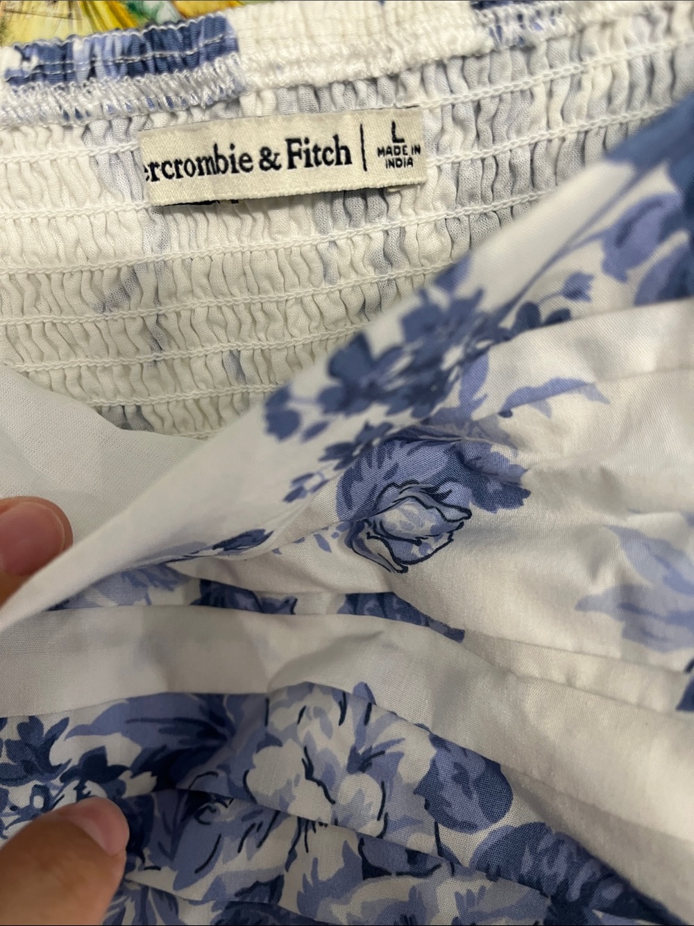 Abercrombie & Fitch Emerson Blue Floral Puff-Sleeve Midi - Picture 8 of 10